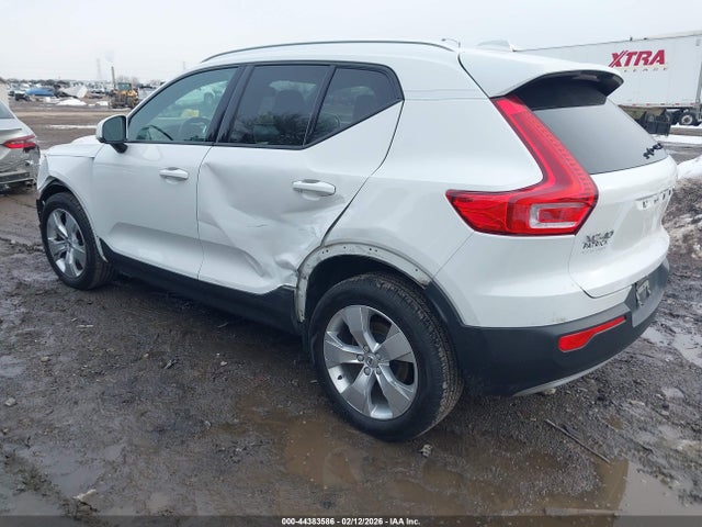 2019 VOLVO XC40 YV4162UK6K2140990 Photo 2