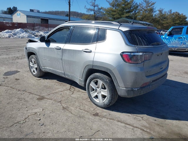 2022 JEEP COMPASS 3C4NJDBB7NT152876 Photo 2