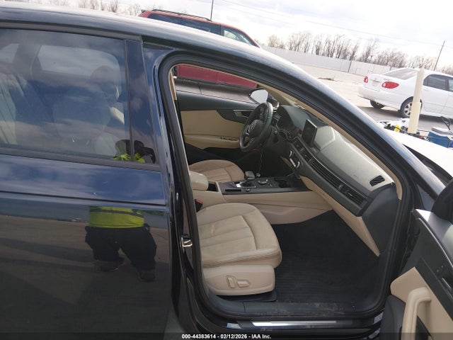 2017 AUDI A4 WAUGMAF46HN061156 Photo 4