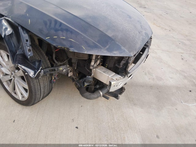 2017 AUDI A4 WAUGMAF46HN061156 Photo 5