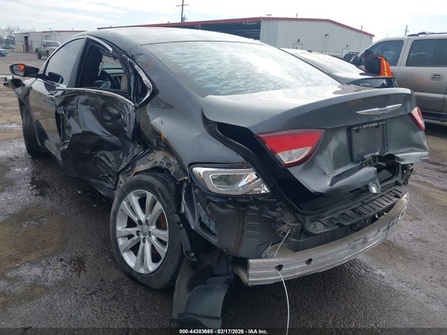 Продажа на аукционе авто 2015 Chrysler 200 Limited, vin: 1C3CCCAB2FN752255, номер лота: 44383665