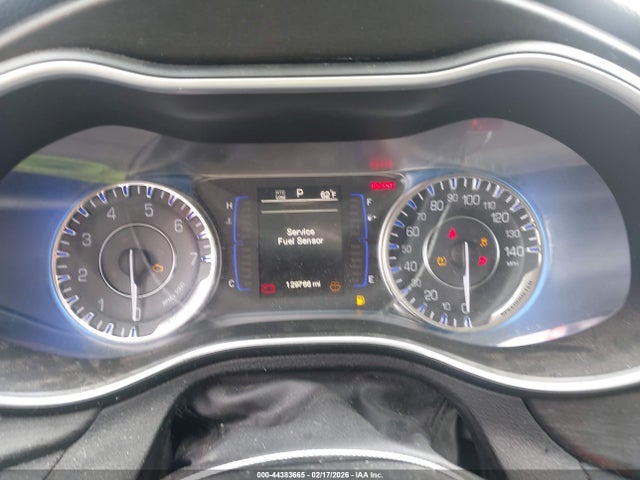 Продажа на аукционе авто 2015 Chrysler 200 Limited, vin: 1C3CCCAB2FN752255, номер лота: 44383665