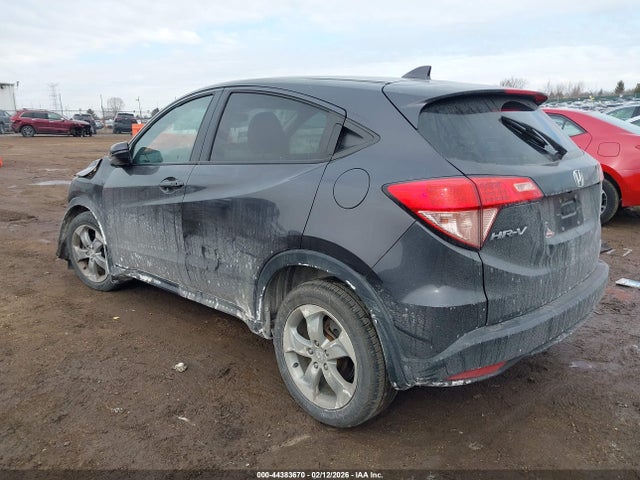 2017 HONDA HR-V 3CZRU6H5XHG708031 Photo 2