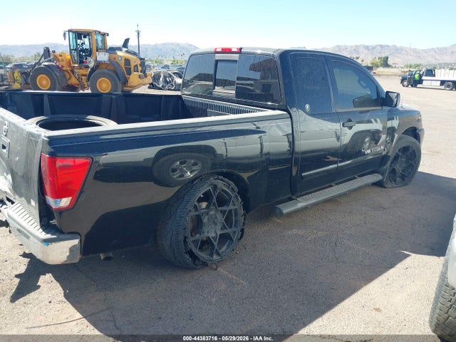 Nissan TITAN SV 2014 1N6AA0CH0EN505028 Image 4