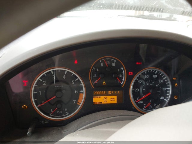 Nissan TITAN SV 2014 1N6AA0CH0EN505028 Image 7