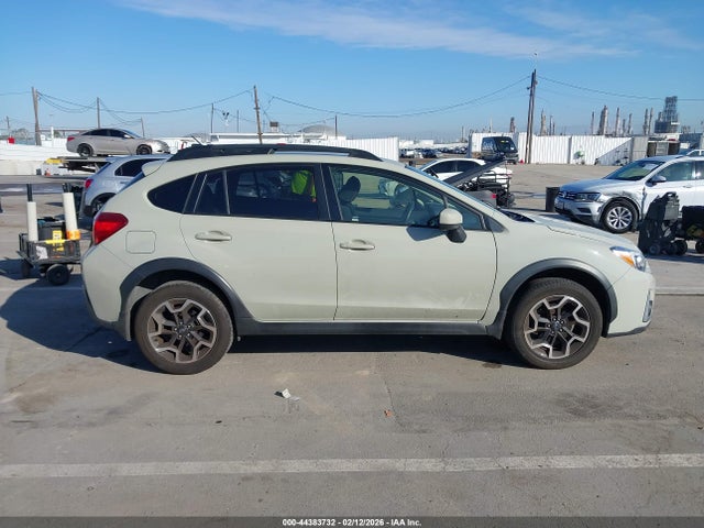 Subaru Crosstrek 2.0i Premium 2017 JF2GPABC4H8230078 Image 14
