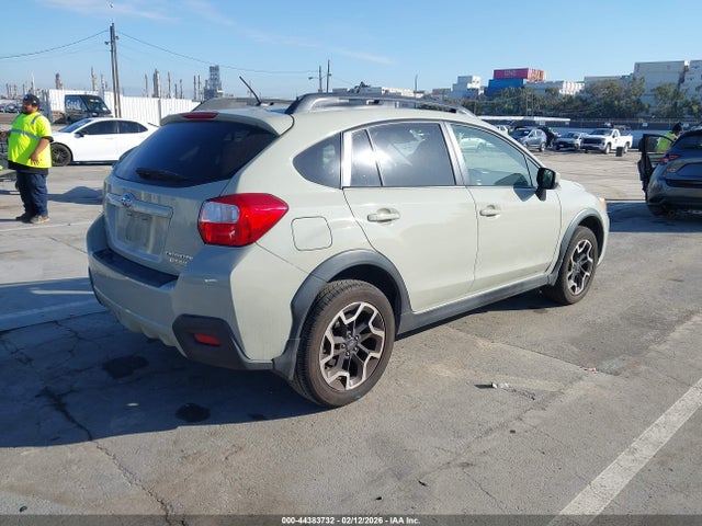 Subaru Crosstrek 2.0i Premium 2017 JF2GPABC4H8230078 Image 4
