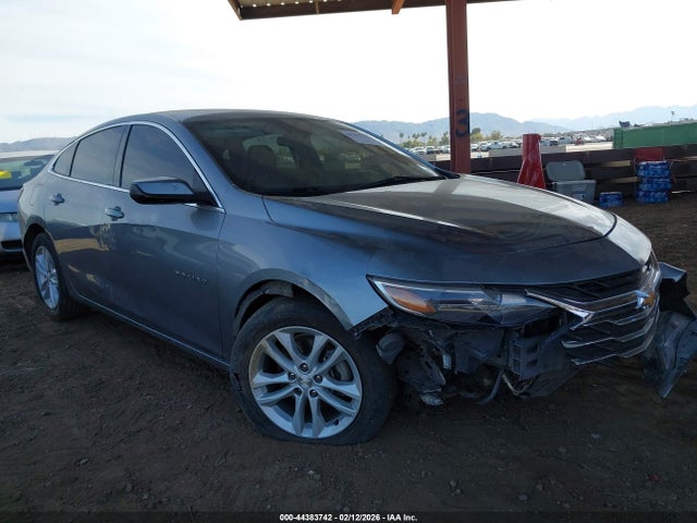 1G1ZD5ST4RF112173 Chevrolet Malibu Fwd 1lt