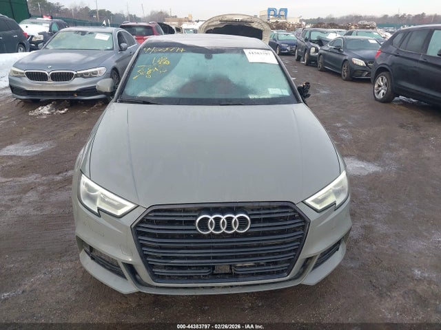 Продаж на аукціоні авто 2020 Audi A3 Premium 45 Tfsi S Line Quattro S Tronic, vin: WAUBEGFF2LA012113, номер лоту: 44383797