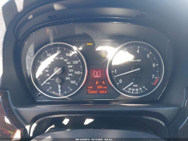 44383815 :رقم المزاد ، WBAVA33548KX87995 vin ، 2008 Bmw 328i مزاد بيع