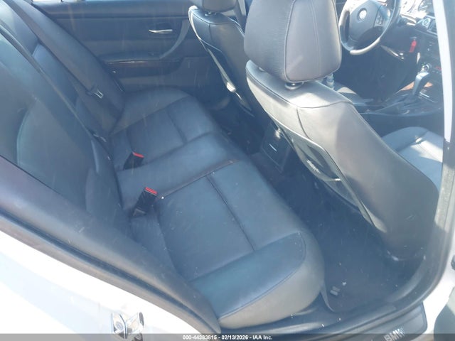 44383815 :رقم المزاد ، WBAVA33548KX87995 vin ، 2008 Bmw 328i مزاد بيع