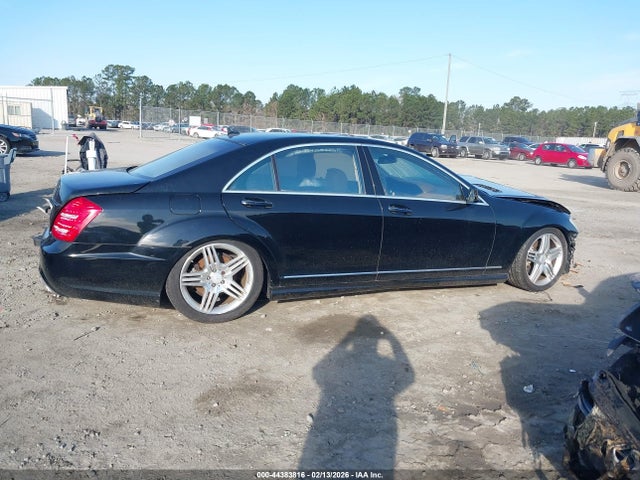 2013 Mercedes-benz S 550 მანქანა იყიდება აუქციონზე, vin: WDDNG7DB1DA513575, აუქციონის ნომერი: 44383816