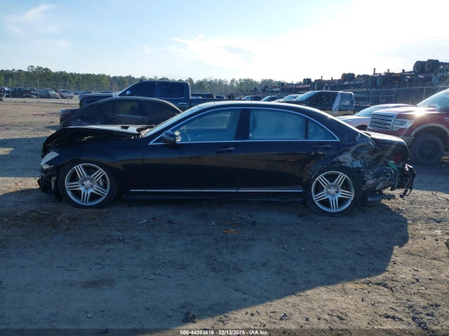 2013 Mercedes-benz S 550 მანქანა იყიდება აუქციონზე, vin: WDDNG7DB1DA513575, აუქციონის ნომერი: 44383816
