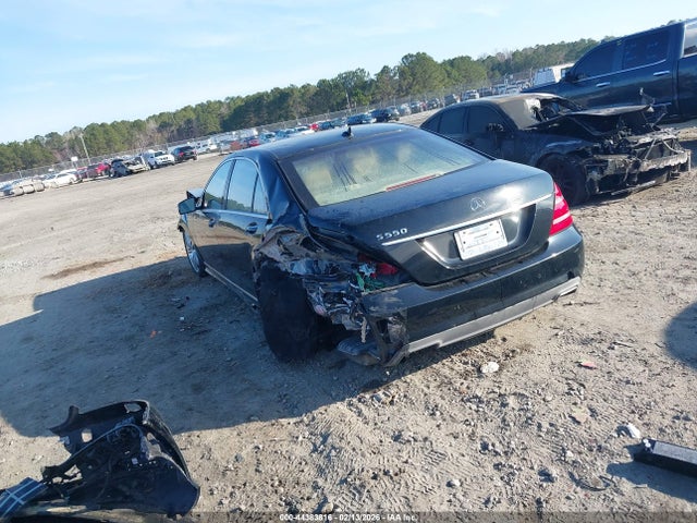 2013 MERCEDES-BENZ S 550 WDDNG7DB1DA513575 Photo 2