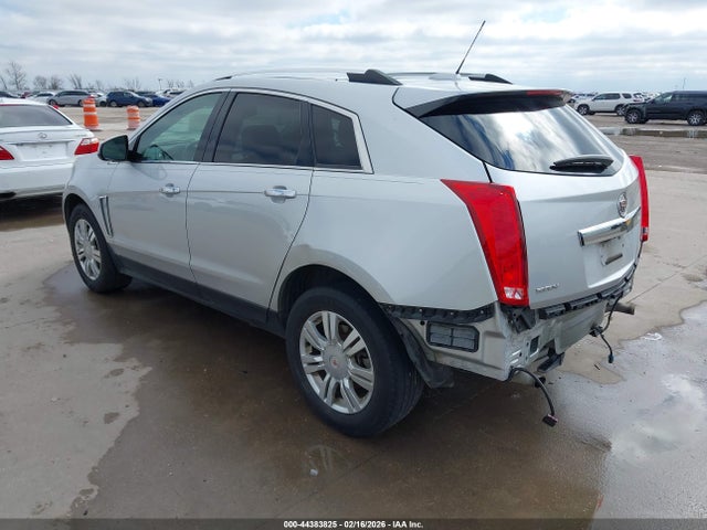 2015 Cadillac Srx Luxury Collection მანქანა იყიდება აუქციონზე, vin: 3GYFNBE32FS581801, აუქციონის ნომერი: 44383825