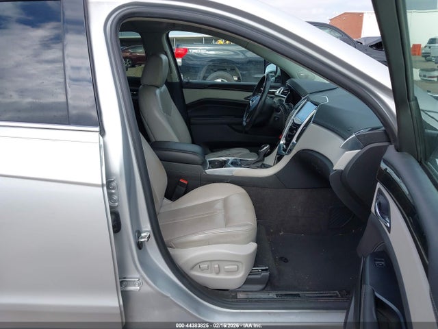 2015 Cadillac Srx Luxury Collection მანქანა იყიდება აუქციონზე, vin: 3GYFNBE32FS581801, აუქციონის ნომერი: 44383825