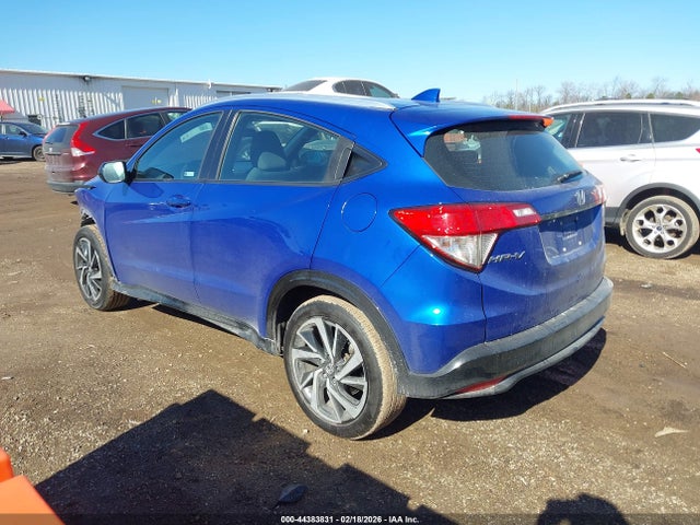 2019 HONDA HR-V 3CZRU6H18KG723065 Photo 2