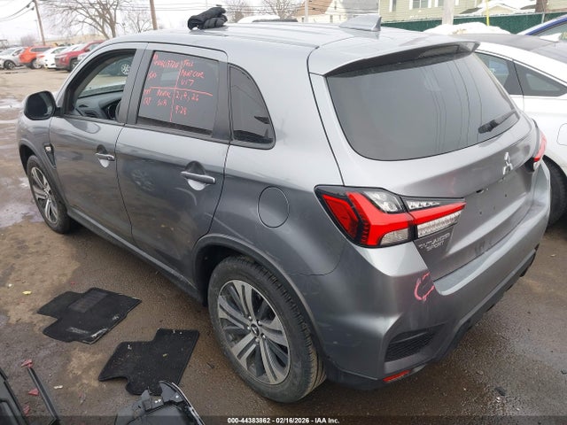 2022 MITSUBISHI OUTLANDER SPORT JA4ARUAU0NU000688 Photo 2