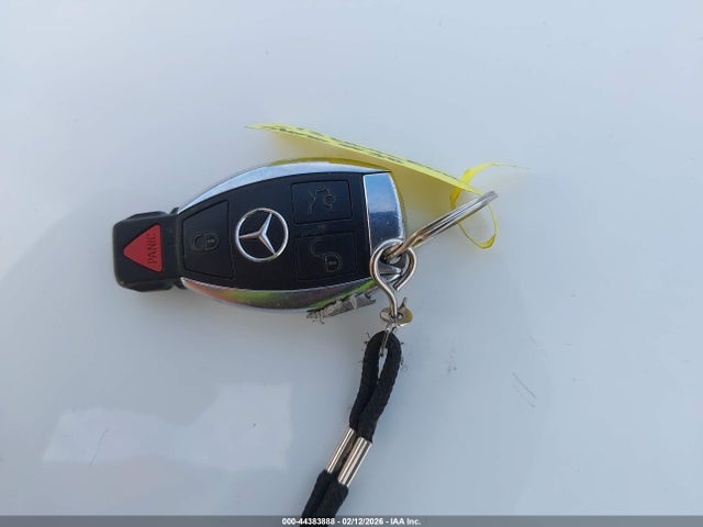 2013 Mercedes-benz Glk 250 Bluetec 4matic მანქანა იყიდება აუქციონზე, vin: WDCGG0EB7DG113892, აუქციონის ნომერი: 44383888