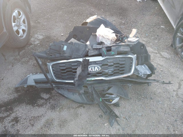 Продажа на аукционе авто 2019 Kia Sorento 2.4l L, vin: 5XYPG4A38KG577480, номер лота: 44383904