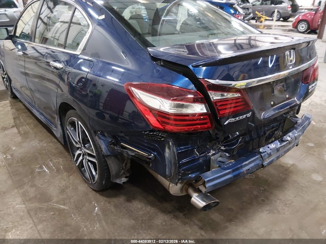 1HGCR2F17HA203005 Honda Accord Sport Se