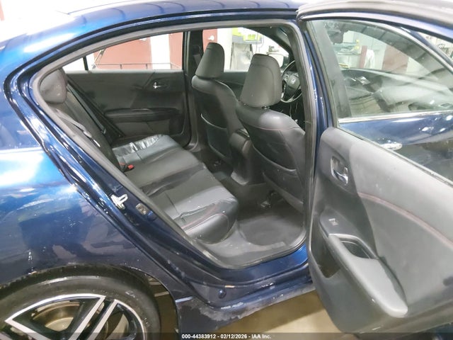 1HGCR2F17HA203005 Honda Accord Sport Se
