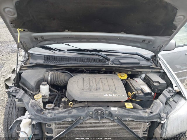 2C4RDGEG8HR746711 Dodge Grand Caravan Gt
