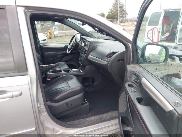 2C4RDGEG8HR746711 Dodge Grand Caravan Gt