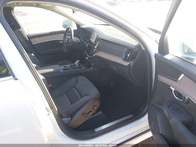 2025 VOLVO XC90 YV4062PB0S1375933 Photo 4