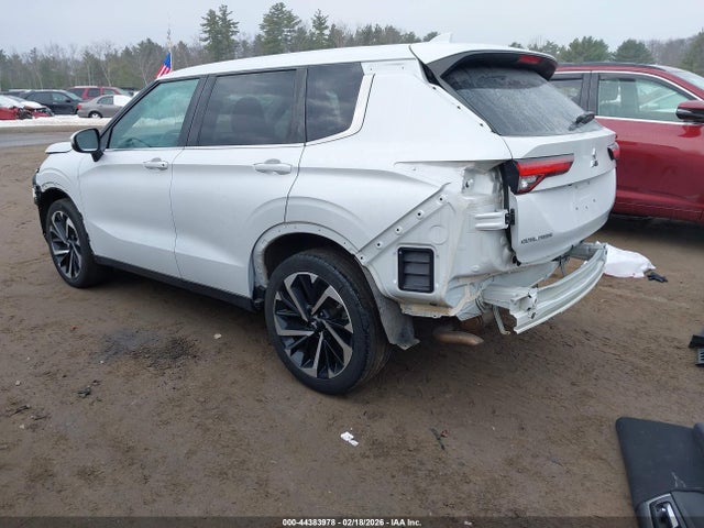 Продажа на аукционе авто 2022 Mitsubishi Outlander Es 2.5 S-awc, vin: JA4J4TA80NZ045693, номер лота: 44383978