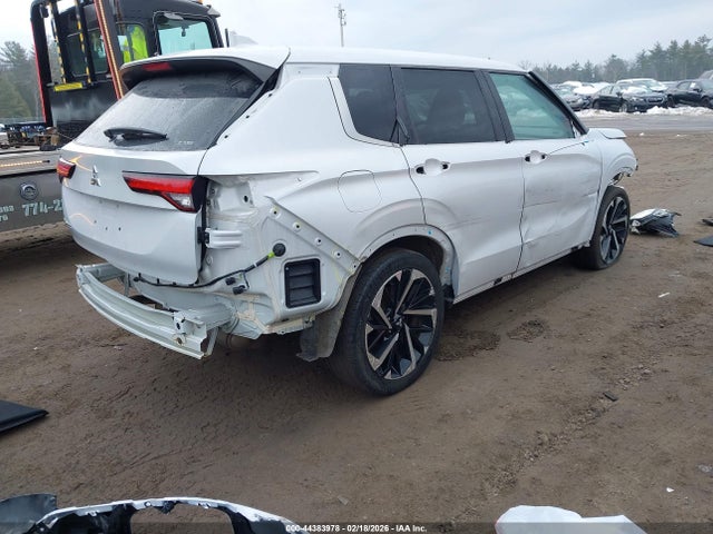 Продажа на аукционе авто 2022 Mitsubishi Outlander Es 2.5 S-awc, vin: JA4J4TA80NZ045693, номер лота: 44383978