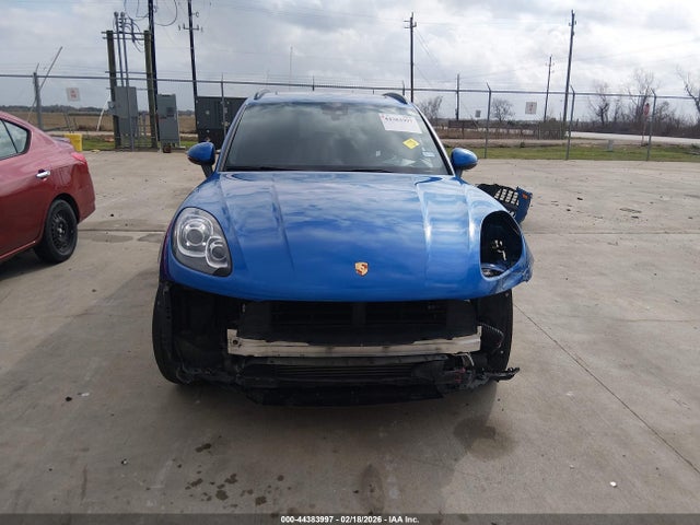 Porsche Macan 2018 WP1AA2A57JLB09867 Image 12