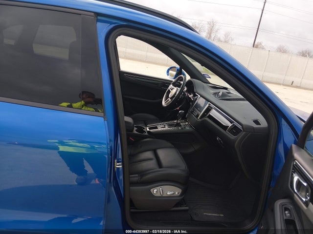 Porsche Macan 2018 WP1AA2A57JLB09867 Image 5