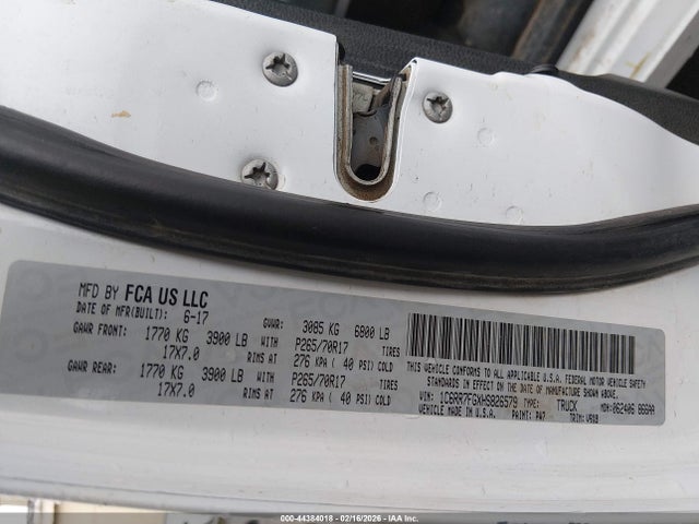 1C6RR7FGXHS826579 RAM 1500 Tradesman 4x4 6&#039;4 Box