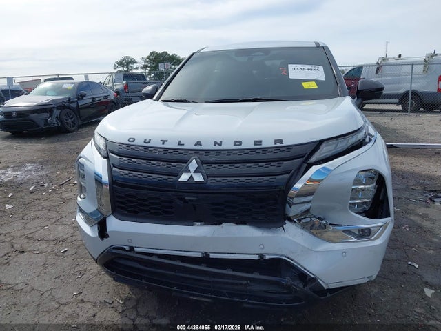 Продаж на аукціоні авто 2024 Mitsubishi Outlander Se Black Edition S-awc, vin: JA4J3VA80RZ016702, номер лоту: 44384055