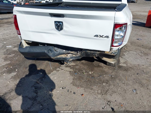 Продаж на аукціоні авто 2022 Ram 1500 Classic Tradesman  4x4 5'7 Box, vin: 3C6RR7KG9NG413299, номер лоту: 44384056