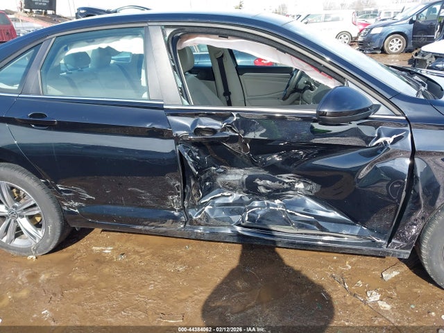 44384062 :رقم المزاد ، 3VW7M7BU5RM019100 vin ، 2024 Volkswagen Jetta 1.5t Se مزاد بيع