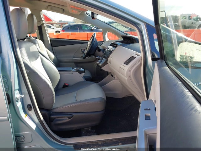JTDZN3EU3GJ054421 Toyota Prius V Five