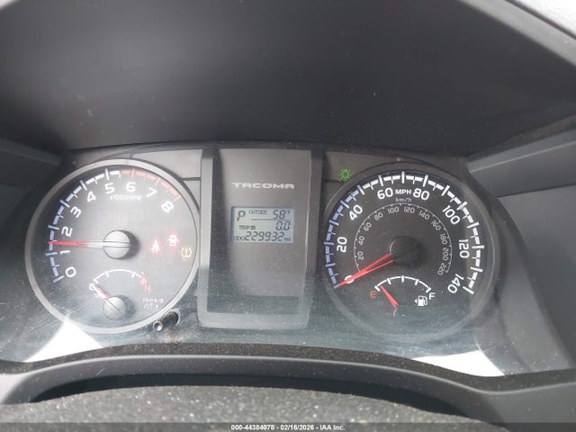 5TFRX5GN4HX082061 Toyota Tacoma Sr