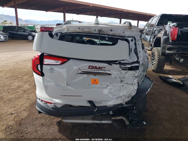 3GKALMEV8NL223442 GMC Terrain Fwd Sle