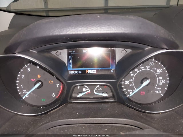 1FMCU9GDXJUD08765 Ford ESCAPE SE