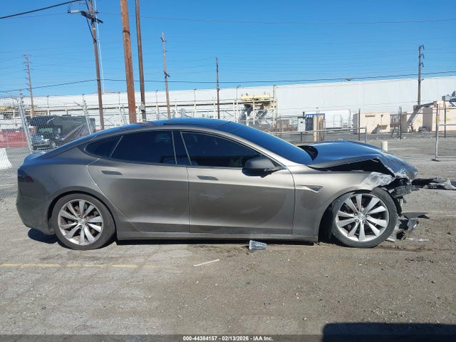Aukcja sprzedaży 2016 Tesla Model S, vin: 5YJSA1E47GF161139, numer aukcji: 44384157