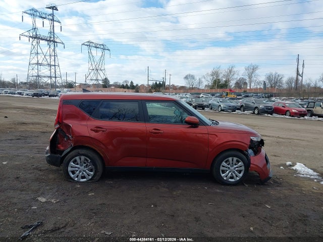 KNDJ23AU0L7053620 KIA SOUL LX