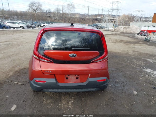 KNDJ23AU0L7053620 KIA SOUL LX