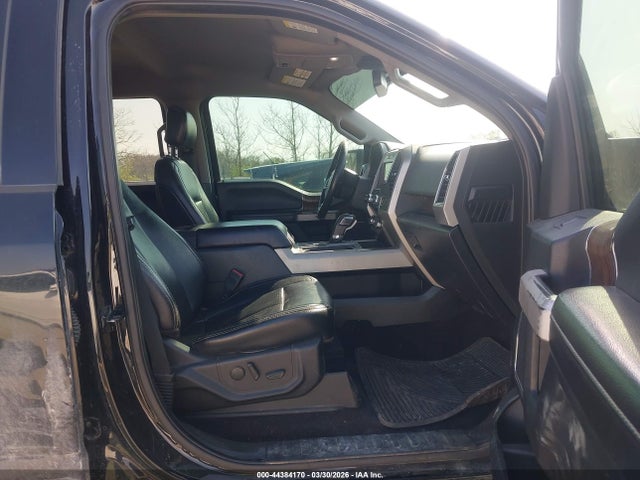 44384170 :رقم المزاد ، 1FTEW1E51KFB49144 vin ، 2019 Ford F-150 Lariat مزاد بيع