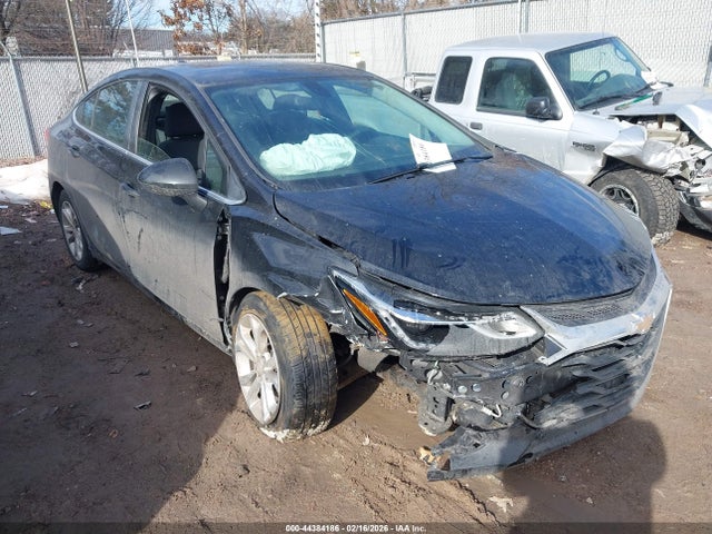 2019 CHEVROLET CRUZE 1G1BE5SM3K7117761