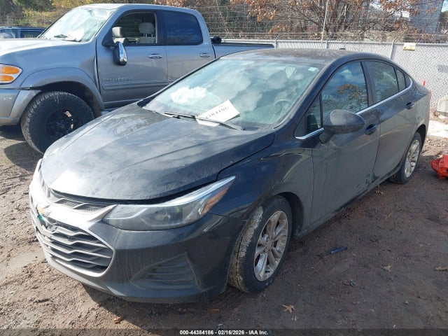 2019 CHEVROLET CRUZE 1G1BE5SM3K7117761 Photo 1