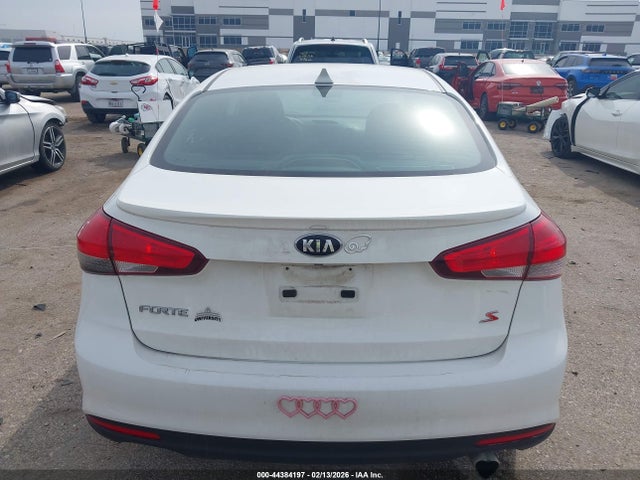 Продажа на аукционе авто 2018 Kia Forte S, vin: 3KPFL4A73JE219239, номер лота: 44384197