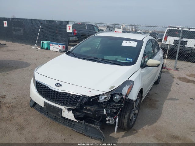 Продажа на аукционе авто 2018 Kia Forte S, vin: 3KPFL4A73JE219239, номер лота: 44384197