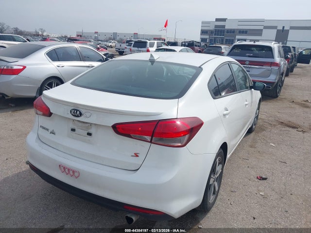 Продажа на аукционе авто 2018 Kia Forte S, vin: 3KPFL4A73JE219239, номер лота: 44384197